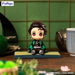 FuRyu: Demon Slayer: Kimetsu no Yaiba - Tanjiro Kamado Potetto Figure (ONLINE ORDER ONLY)
