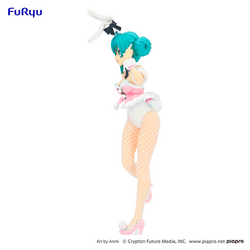 [PRE-ORDER] FuRyu: BiCute Bunnies - Hatsune Miku White Rabbit (Baby Pink Ver.) Figure (ONLINE ORDER ONLY)