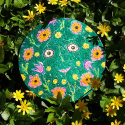 Flower Friend 81 Piece Round Jigsaw Puzzle Le Puzz
