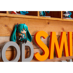 Nendoroid: Vocaloid -  Swacchao! Hatsune Miku (ONLINE ORDER ONLY)