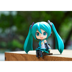 Nendoroid: Vocaloid -  Swacchao! Hatsune Miku (ONLINE ORDER ONLY)