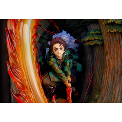 [PRE-ORDER] Good Smile Company: Demon Slayer: Kimetsu no Yaiba - Tanjiro Kamado (Hinokami Kagura Dance) Figure (ONLINE ORDER ONLY)