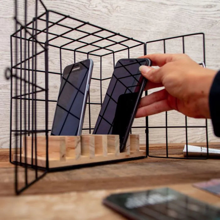 Phone Escape Room - Shackle Prison