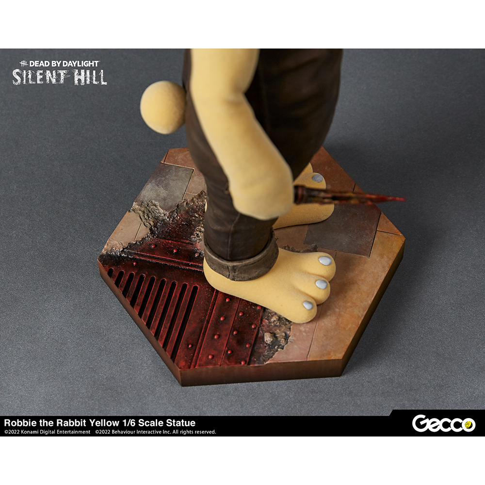 Gecco Corp: Silent Hill x Dead By Daylight - Robbie Rabbit Yellow 1/6 Scale Figure (ONLINE ORDER ONLY)