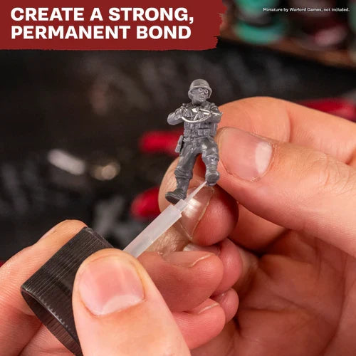 Army Painter Tools: Plastic Glue - Extra Thin Cement (40ml)
