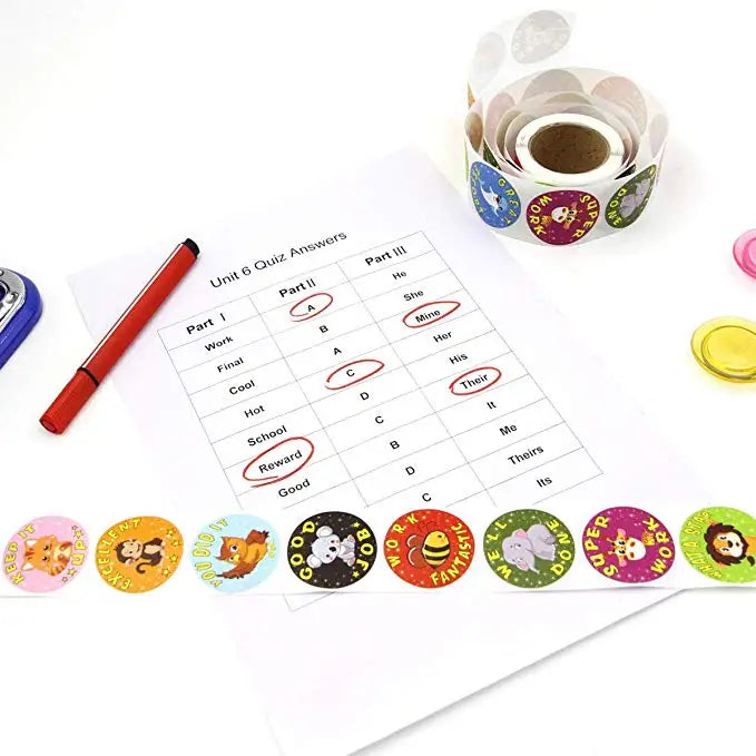 500 Pcs/Pack Cartoon Aniamls Sticker Teacher Reward Stickers School Student Encouragement Words For Kids Toy Sticker (ONLINE ORDER ONLY)