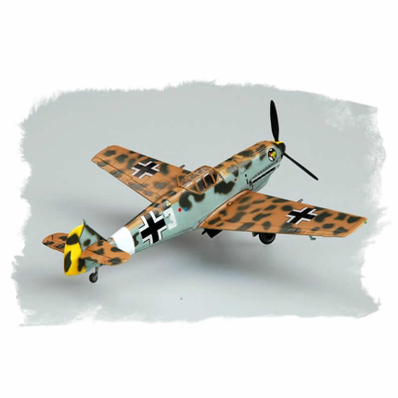 HBM80261 BF109E4 Tropical 1/72 Scale Plastic Model Kit Hobby Boss (ONLINE ORDER ONLY)