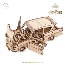 Harry Potter™ Flying Ford Anglia™ 3D Wood Model Kit UGEARS (ONLINE ORDER ONLY)