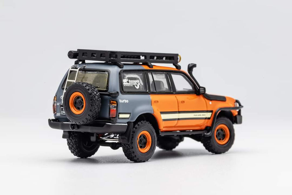 GCD Toyota Land Cruiser LC80 Modified Version With Accessories 1:64 (ONLINE ORDER ONLY)