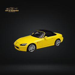 MOTORHELIX Honda S2000 AP2 INDY YELLOW PEARL 1:18 Scale (ONLINE ORDER ONLY)