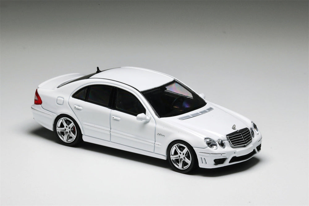 MK Model Mercedes-Benz E63 AMG W211 in White Limited to 599 Pcs 1:64 (ONLINE ORDER ONLY)