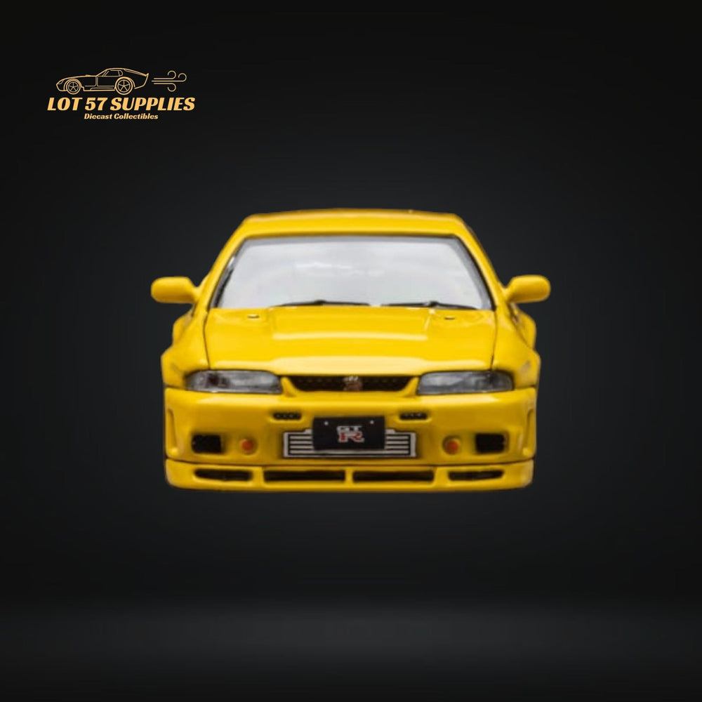Focal Horizon Skyline R33 GT-R 4TH Gen 400R in Yellow Openable Hood 1:64 (ONLINE ORDER ONLY)
