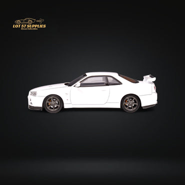 MOTORHELIX Nissan Skyline GT-R R34 Z-Tune Pearl White 1:64 (ONLINE ORDER ONLY)