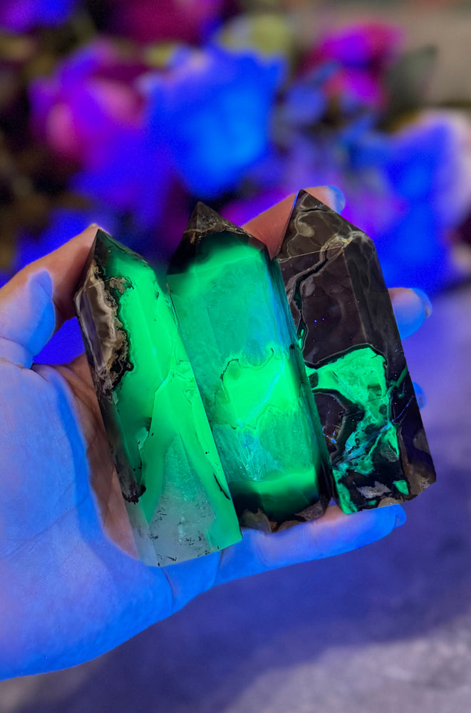 Volcano Agate Towers, UV Fluorescent Green Crystals (ONLINE ORDER ONLY)