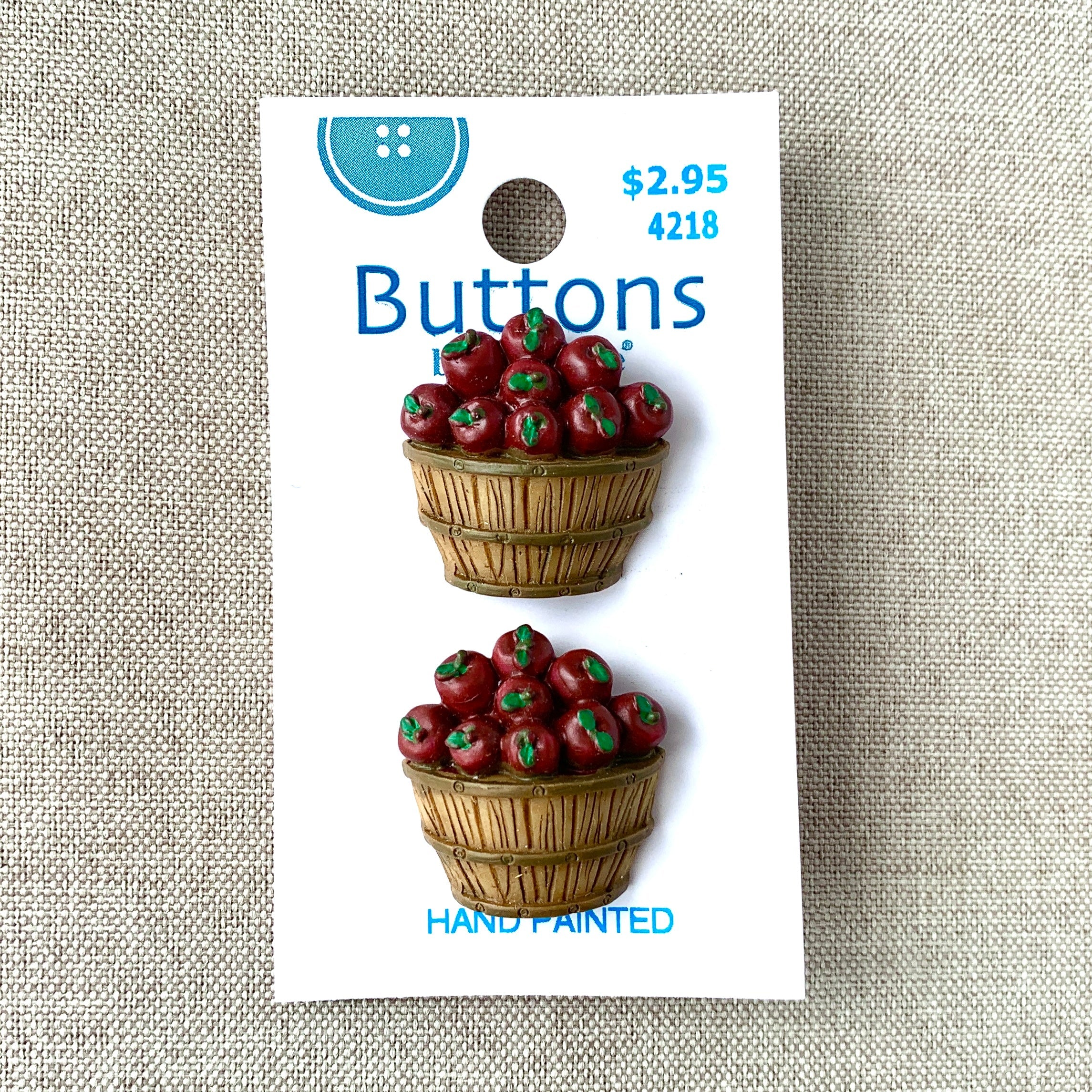 4218 Apple Basket - La Mode - 1 Hole - Shank - Assorted Sizes (ONLINE ORDER ONLY)