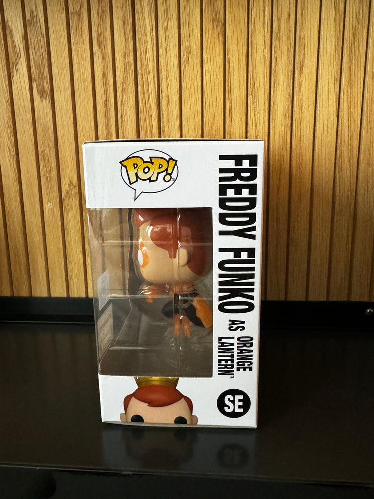 Funko Fundays Experience 2025: Pop! Originals DC Freddy Funko as Orange Lantern (Translucent) LE2000 (Online Order Only)