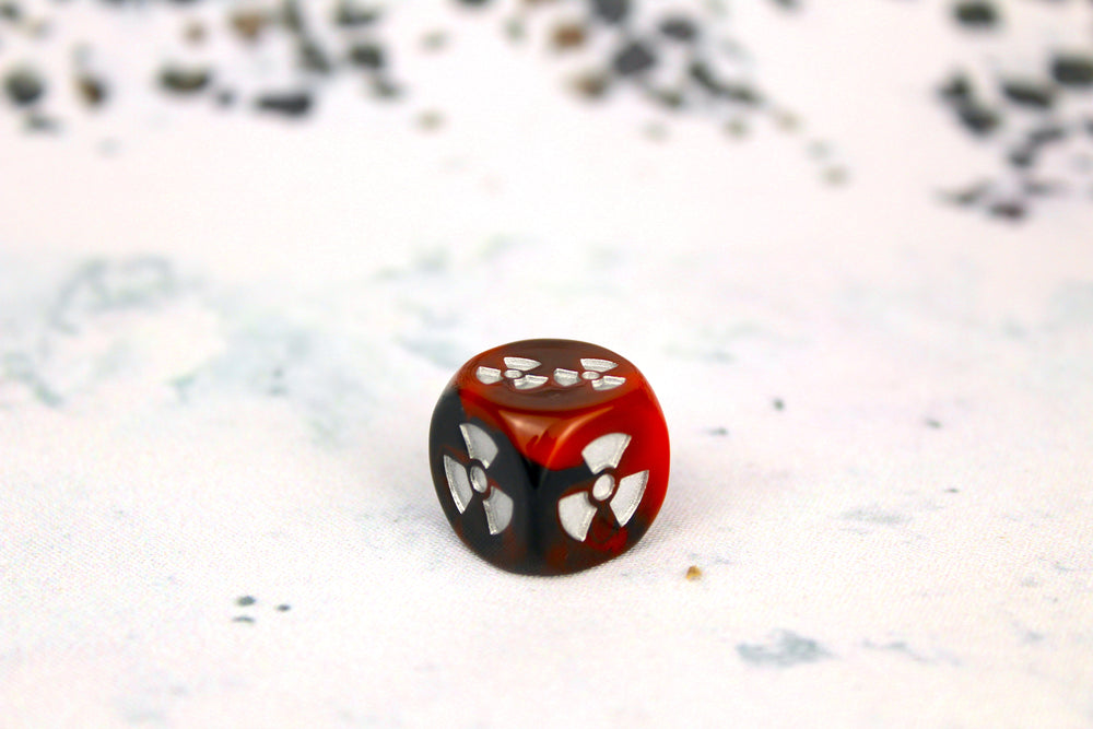 Tainted Titan Single Reactor Die (ONLINE ORDER ONLY)