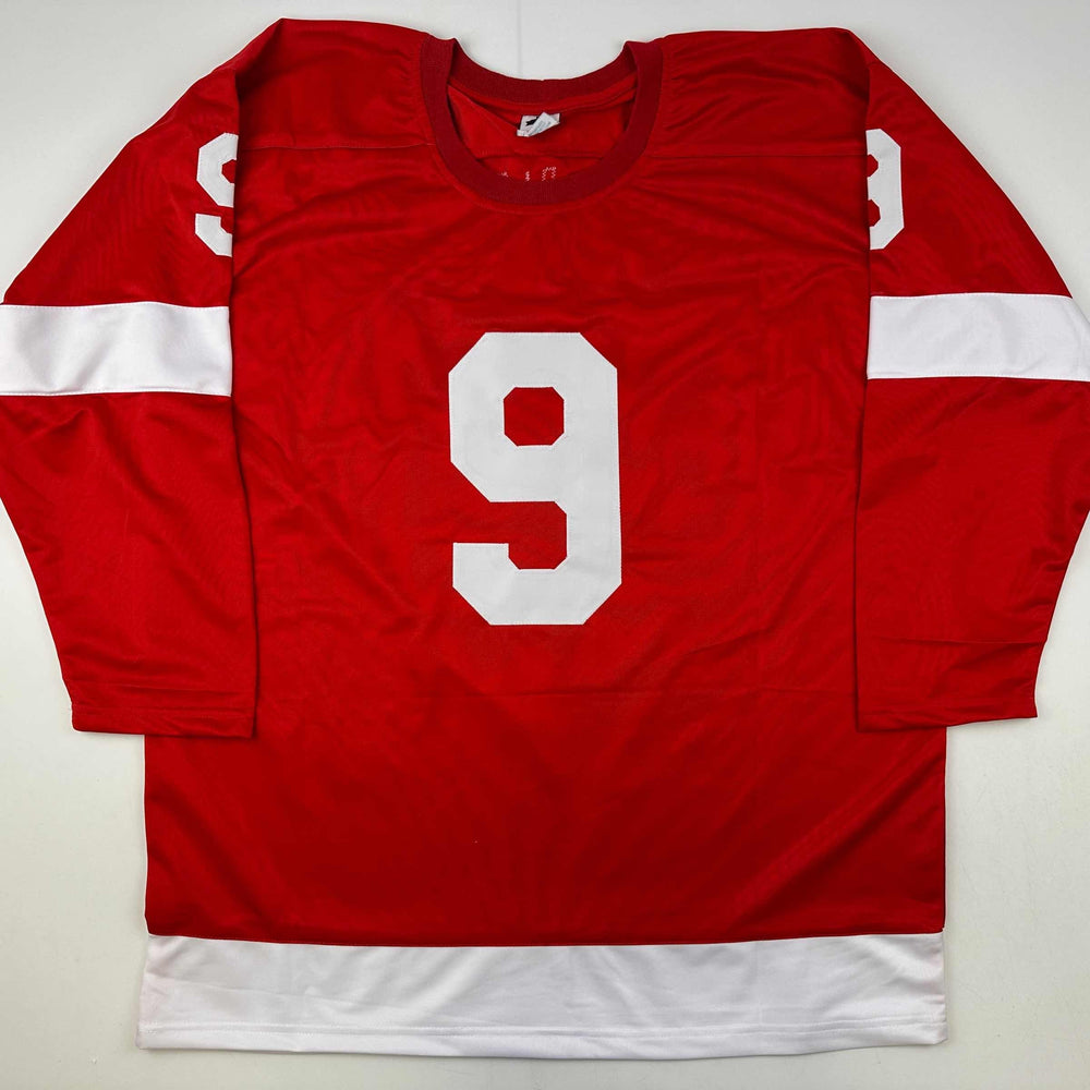 Facsimile Autographed Gordie Howe Detroit Red Reprint Laser Auto Hockey Jersey Size Men's XL (ONLINE ORDER ONLY)