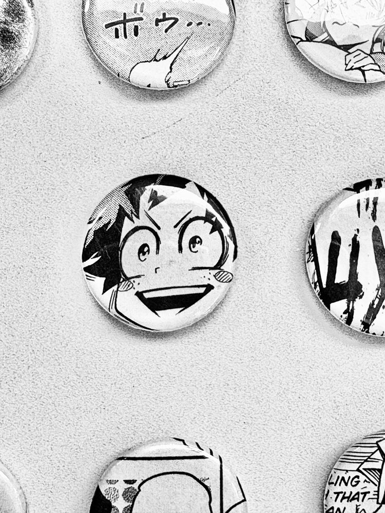 Handmade Button Badges From Recycled Manga (Online Order Only)