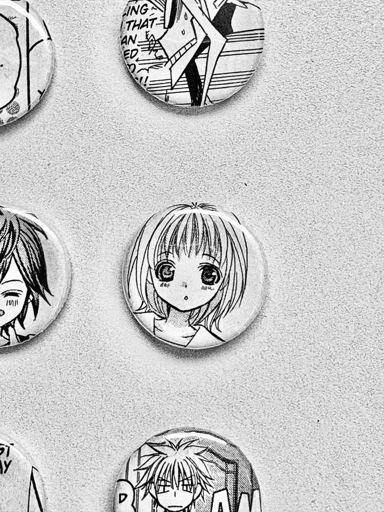 Handmade Button Badges From Recycled Manga (Online Order Only)