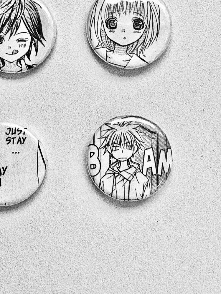 Handmade Button Badges From Recycled Manga (Online Order Only)