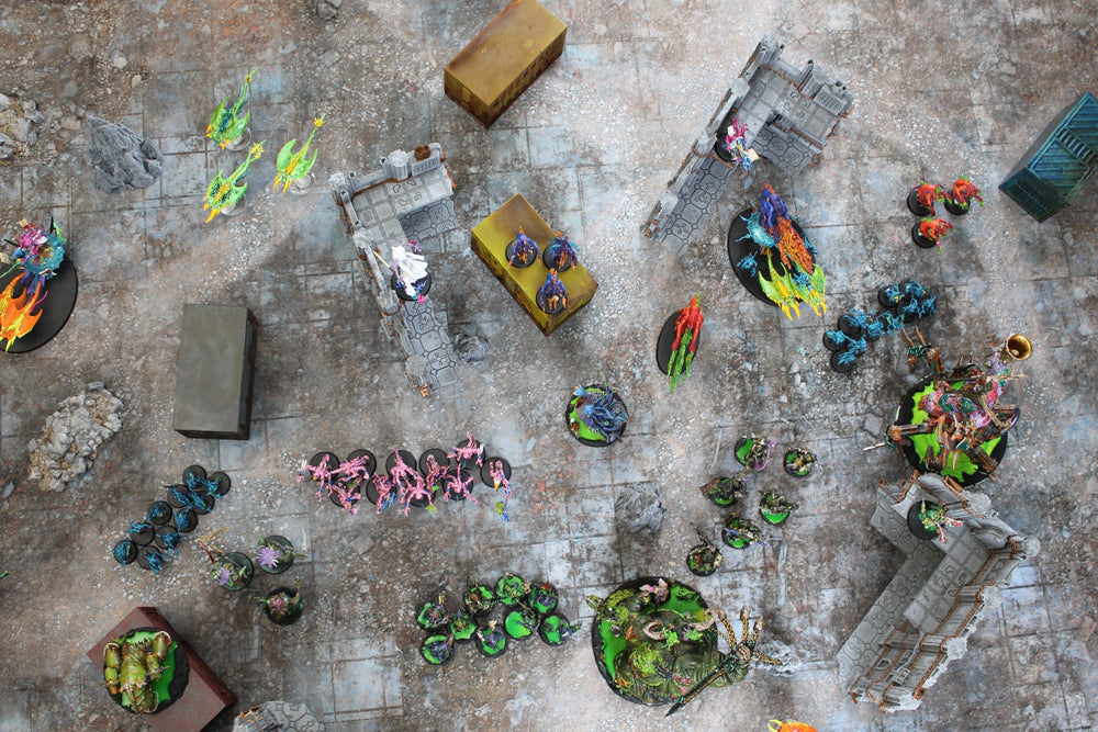 Urban Ruins | Neoprene Battle Mat with Bag | Baron of Dice