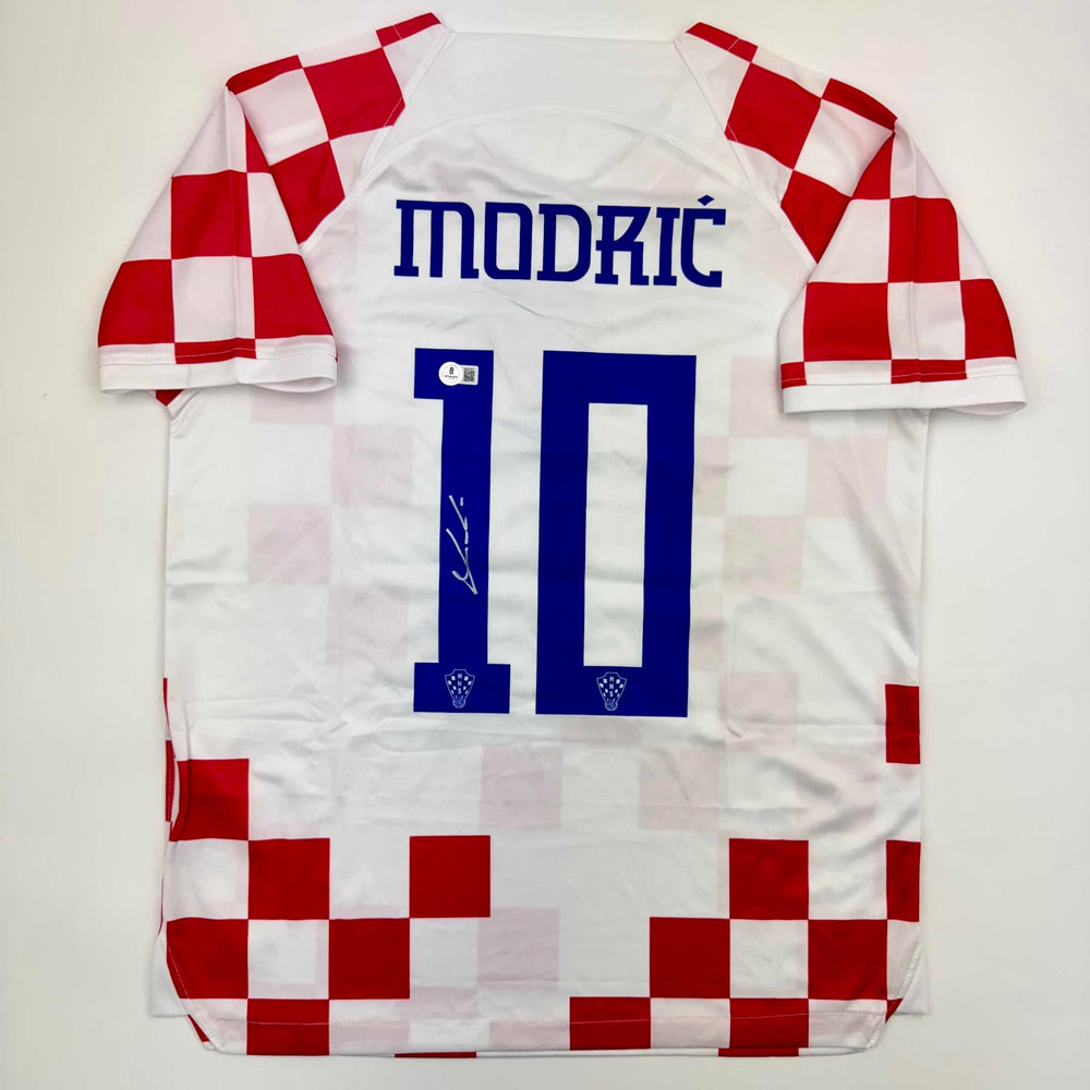 Autographed/Signed Luka Modric Croatia White Soccer Jersey Beckett BAS COA (ONLINE ORDER ONLY)