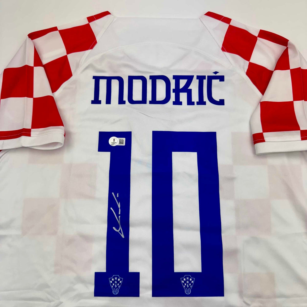 Autographed/Signed Luka Modric Croatia White Soccer Jersey Beckett BAS COA (ONLINE ORDER ONLY)