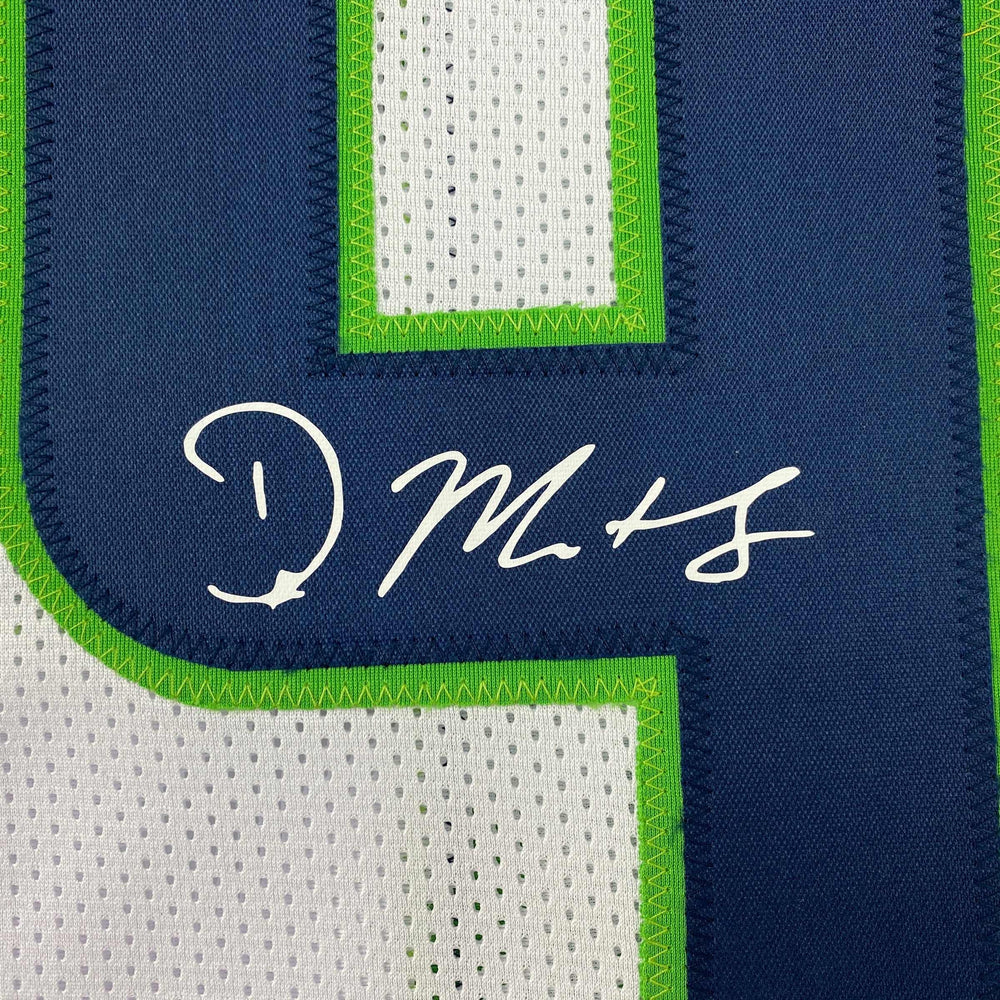 Facsimile Autographed D.K. DK Metcalf Seattle White Reprint Laser Auto Football Jersey Size Men's XL (ONLINE ORDER ONLY)