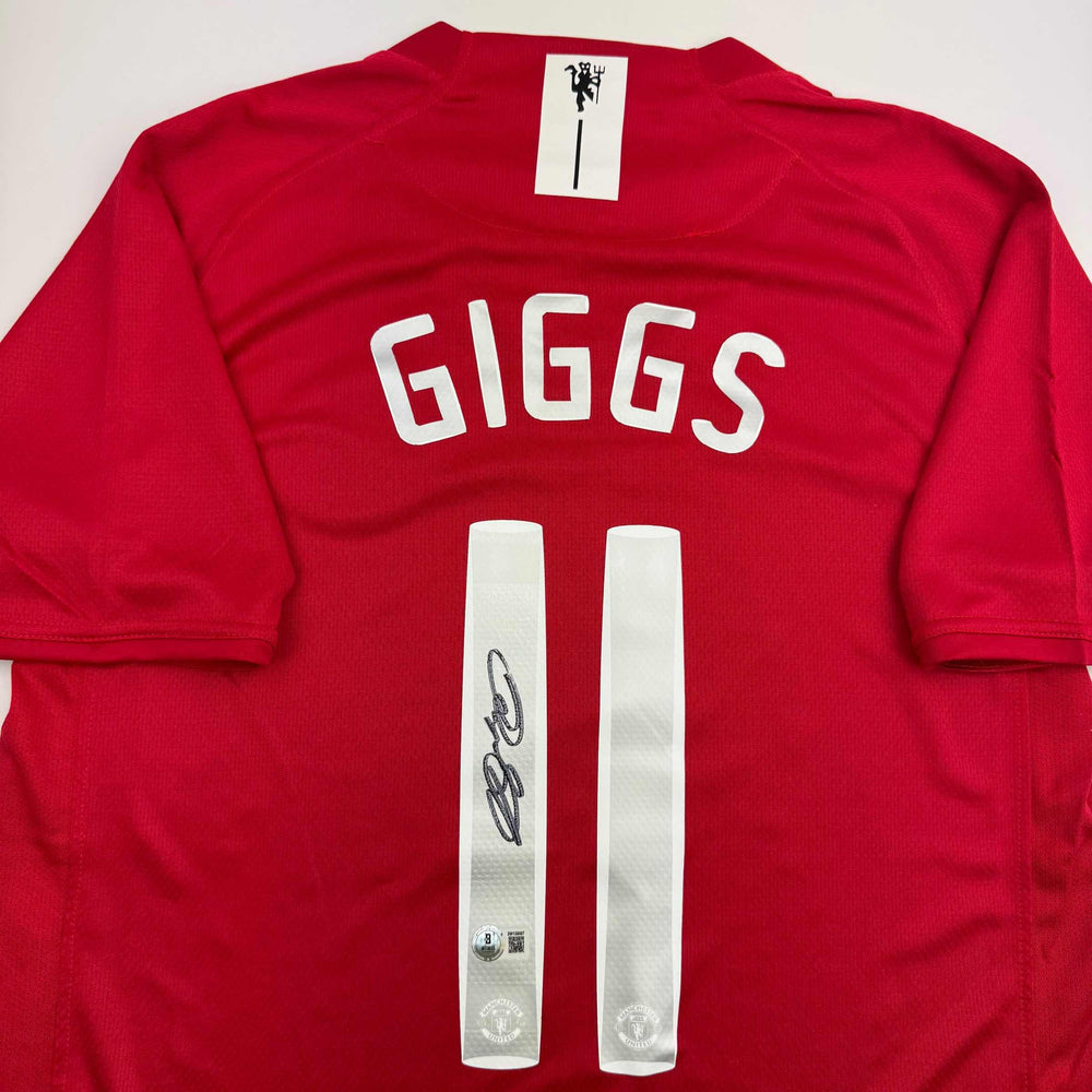 Autographed/Signed Ryan Giggs Manchester United Red Soccer Jersey Beckett BAS COA (ONLINE ORDER ONLY)