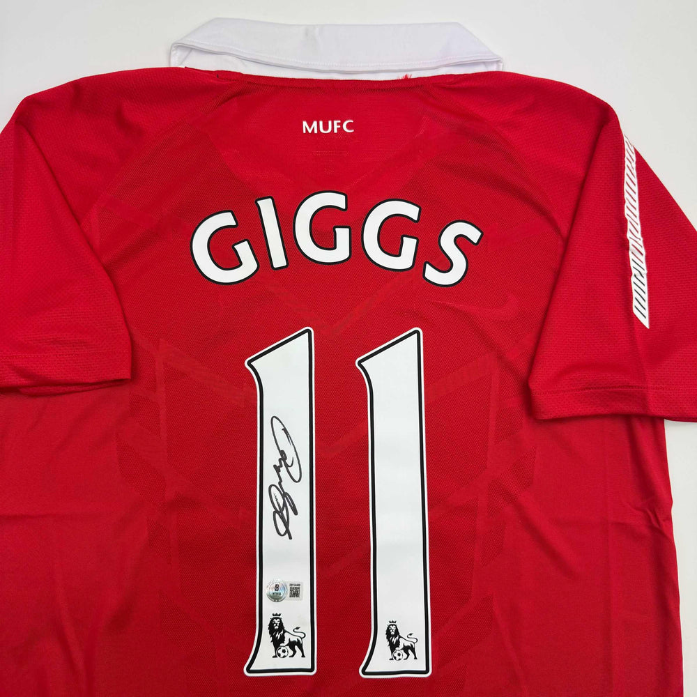 Autographed/Signed Ryan Giggs Manchester United Red Soccer Jersey Beckett BAS COA (ONLINE ORDER ONLY)