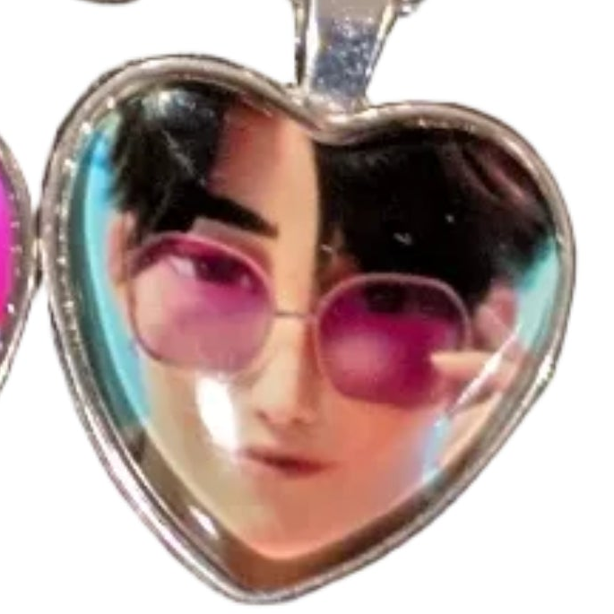 K-POP DEMON HUNTERS Heart Pendant Necklace – Character Art Collection (ONLINE ORDER ONLY)