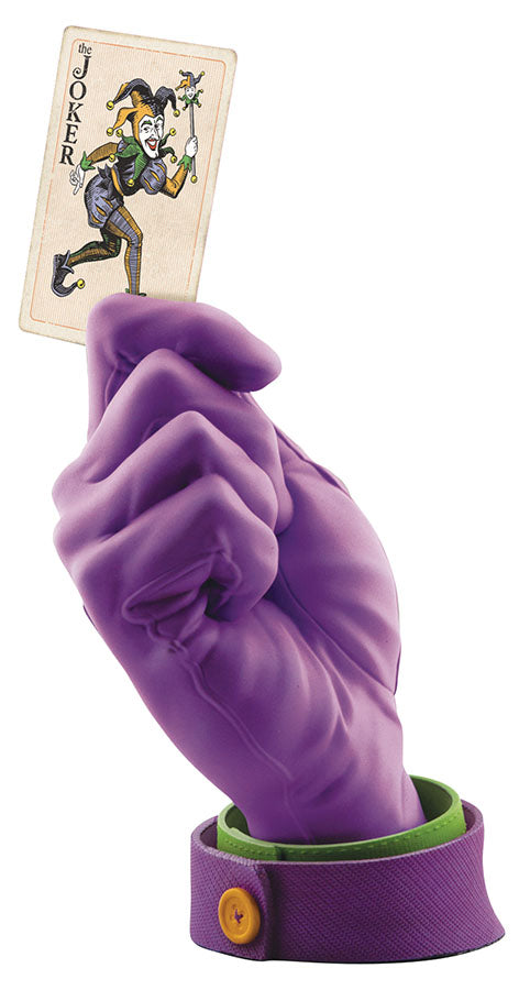 DC Life-Sized Hand Statues: Joker`s Calling Card (ONLINE ORDER ONLY)