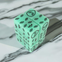 KOP08680 Green Alien Glow in Dark Dice Black Aliens D6 16mm Pack of 12 (ONLINE ORDER ONLY)