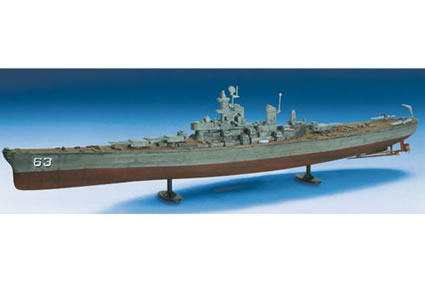 LIN70869 USS Missouri Plastic Model Kit Lindberg Models (ONLINE ORDER ONLY)