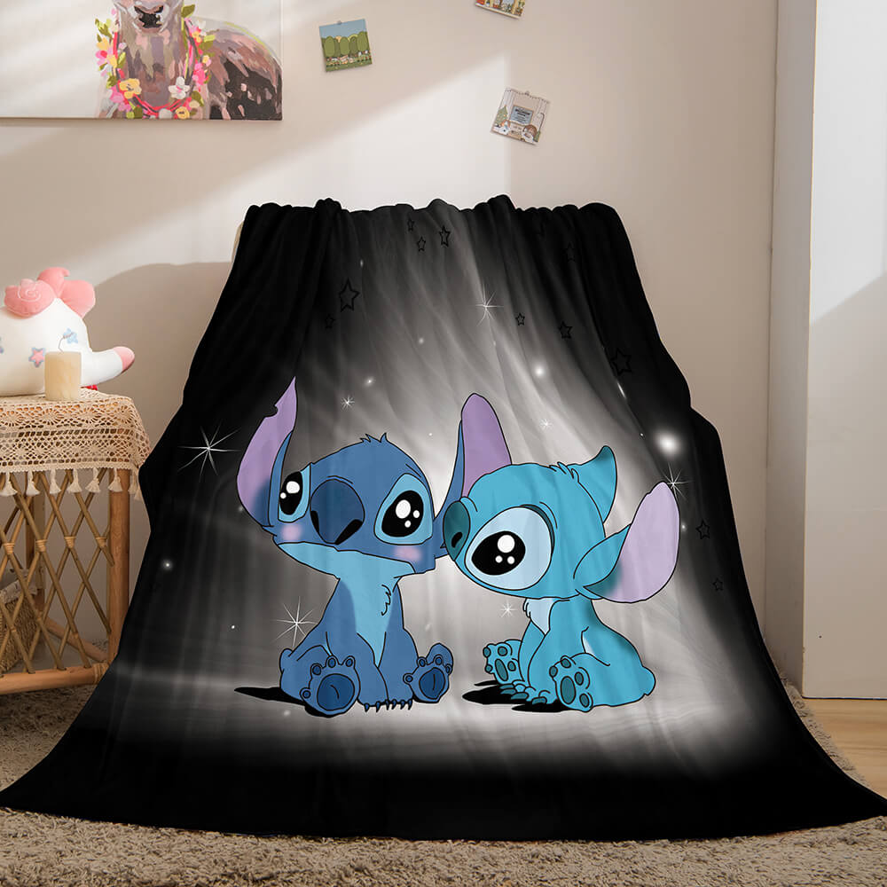 Lilo Stitch 2: Stitch Has A Glitch Flannel Fleece Throw Blanket Set (Online Order Only)