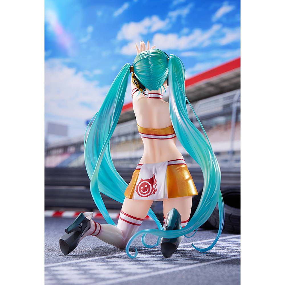 [PRE-ORDER] Max Factory: Vocaloid - GT Project Racing Miku (2010 Ver.) 1/7 Scale Figure (ONLINE ORDER ONLY)