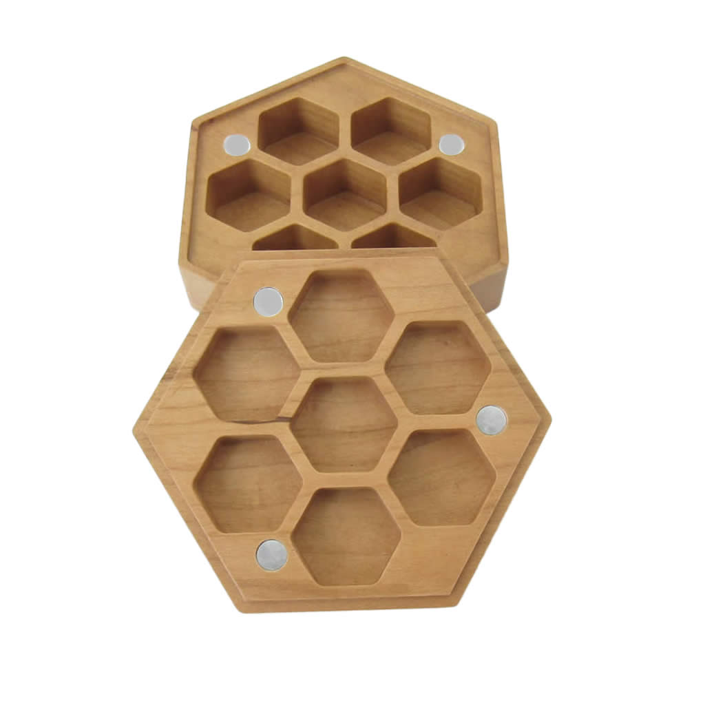 MET809 Cherry Wood Hexagon Dice Case Holds 7 Dice Metallic Dice Games (ONLINE ORDER ONLY)