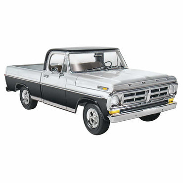 MOE1220 1972 Ford Sport Custom Pick-Up 1/25 Scale Plastic Model Kit Moebius (ONLINE ORDER ONLY)