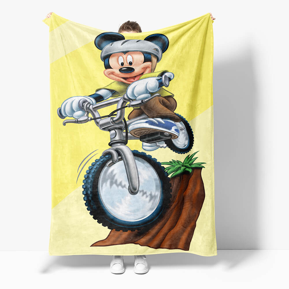 Mickey Mouse Minnie Mouse Flannel Fleece Throw Cosplay Blanket Set (Online Order Only)