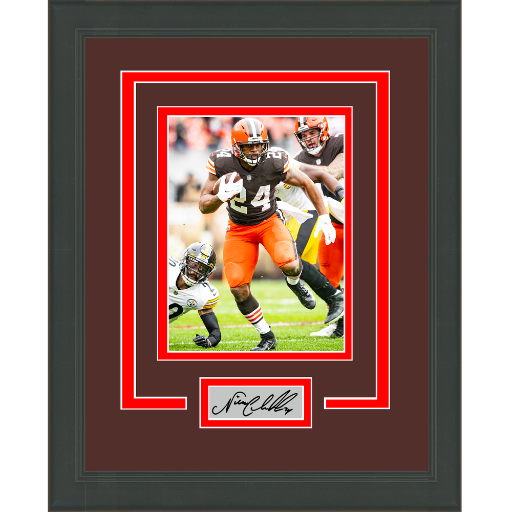 Framed Nick Chubb Facsimile Laser Engraved Signature Auto Cleveland Browns 11x14 Football Photo (ONLINE ORDER ONLY)