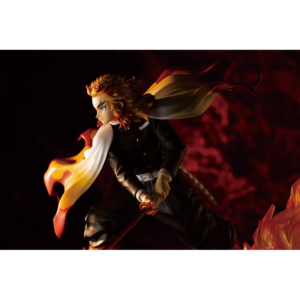 KOTOBUKIYA ARTFX J: Demon Slayer: Kimetsu no Yaiba - Kyojuro Rengoku (ONLINE ORDER ONLY)