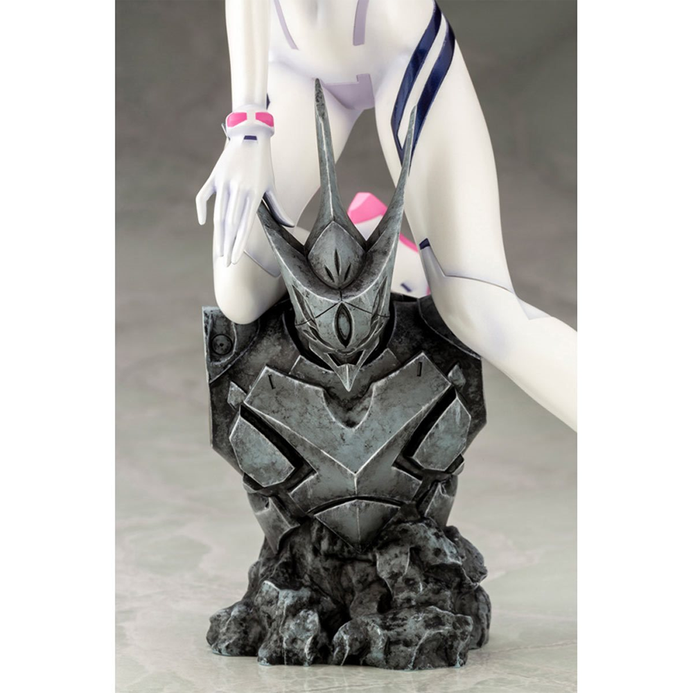 KOTOBUKIYA: Evangelion: 3.0+1.0 Thrice Upon a Time - Mari Makinami Illustrious White Plugsuit Ver. 1/6 Scale Figure (ONLINE ORDER ONLY)