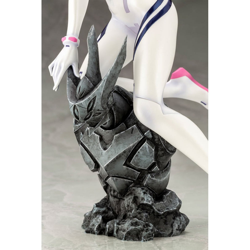 KOTOBUKIYA: Evangelion: 3.0+1.0 Thrice Upon a Time - Mari Makinami Illustrious White Plugsuit Ver. 1/6 Scale Figure (ONLINE ORDER ONLY)