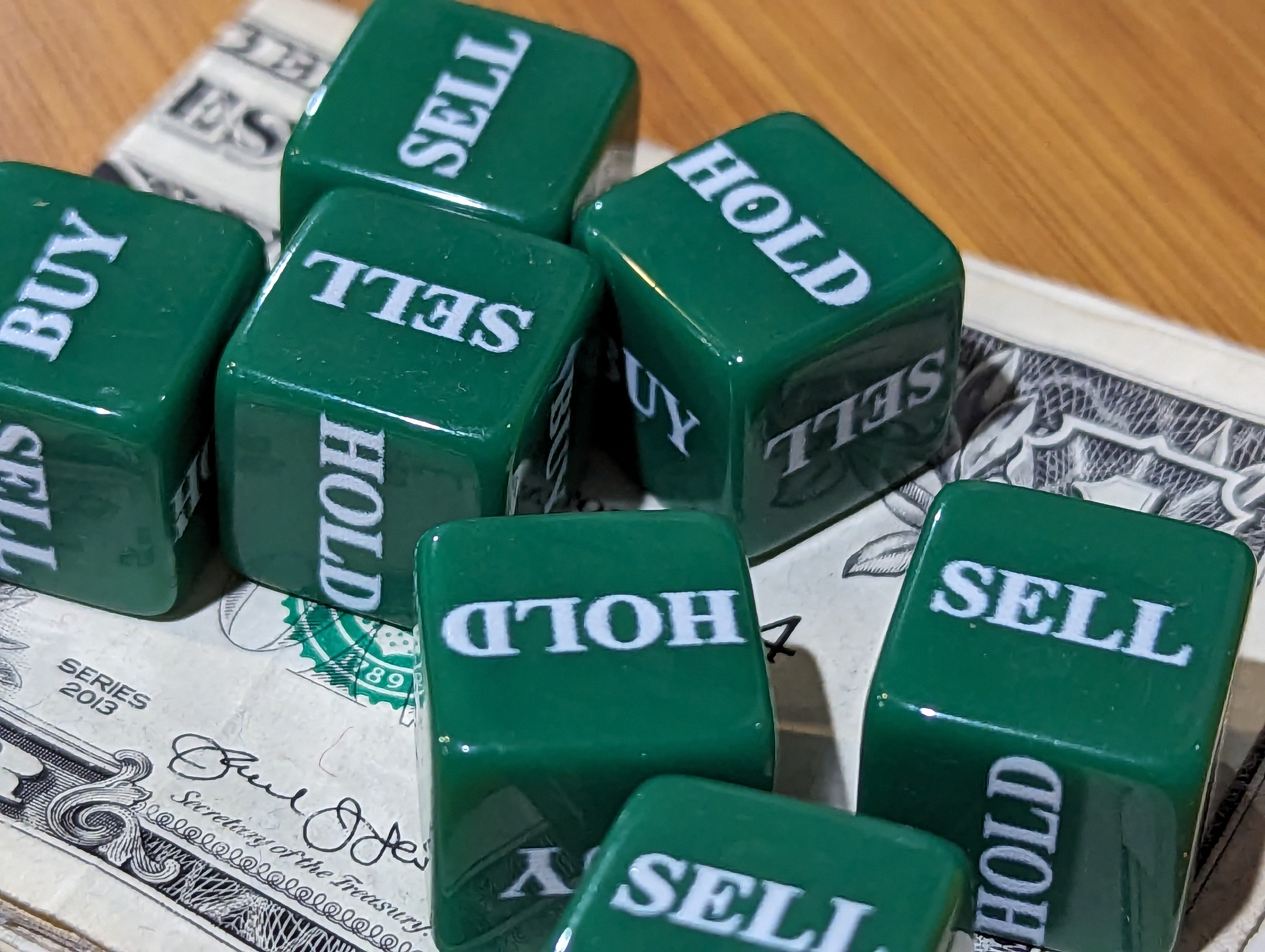 Stocks Dice d6 | Investment Decision Novelty Dice 6-Sided 16mm Funny Dice (Online Only)