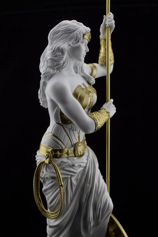 Wonder Woman: Princess of Themyscira Statue (ONLINE ORDER ONLY)