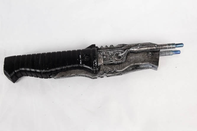 Beckett Knife Prop (ONLINE ORDER ONLY)