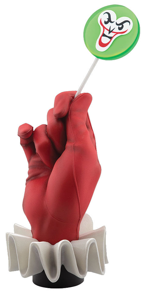 DC Life-Sized Hand Statues: Harley Quinn Puddin` Pop (ONLINE ORDER ONLY)