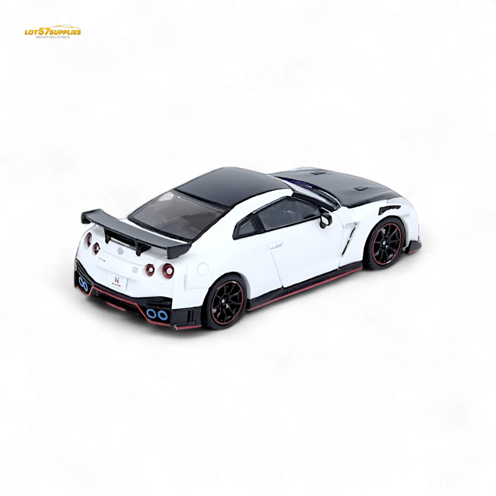 Inno64 NISSAN GT-R (R35) NISMO White 1:64 (ONLINE ORDER ONLY)