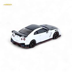 Inno64 NISSAN GT-R (R35) NISMO White 1:64 (ONLINE ORDER ONLY)